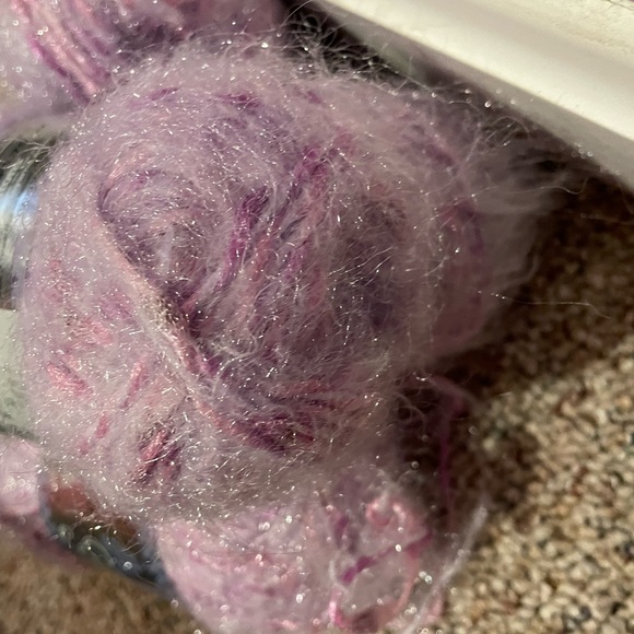 - Yarn - Picture 2 of 5